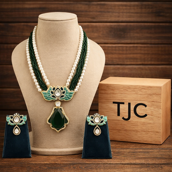 Indian Traditional Pear-Shape Doublet Stone Necklace Set