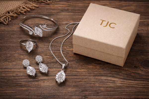 White Zircon Faceted Glass ComboJewelry Set With American Diamond Accents | Premium Quality Earrings ,Ring , Kada And Chain Pendant