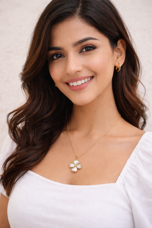 Anti - Tarnish Golden Floral Heart Clover Rose Quartz Charm Premium Chain Pendant in Gold Plated