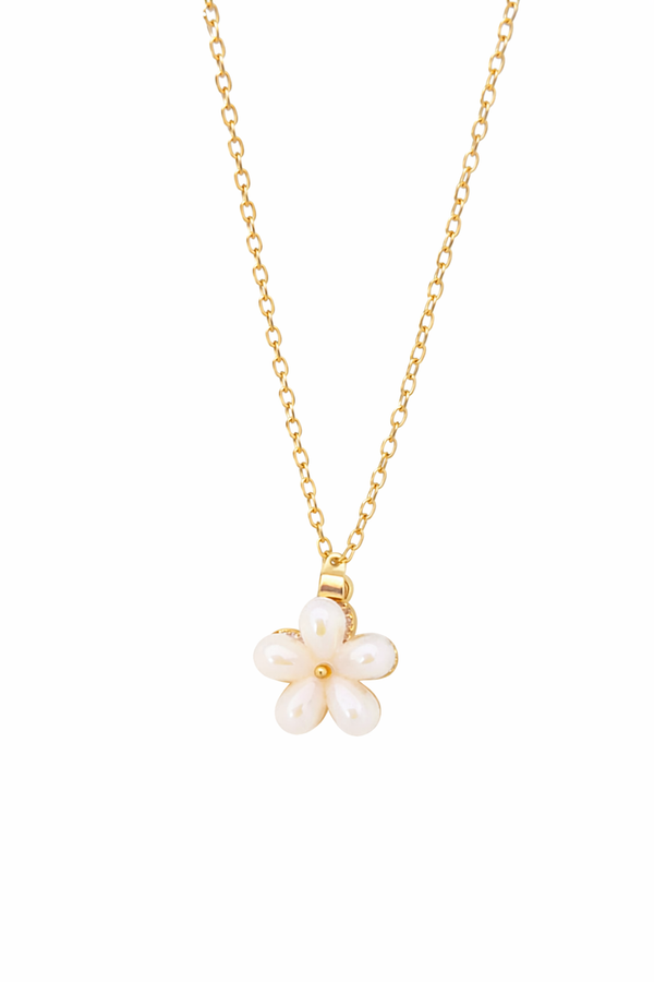 Anti-Tarnish Daisy Flower Shape Elegant Pearl Style Premium Chain Pendant & Statement Designer Chain Pendant