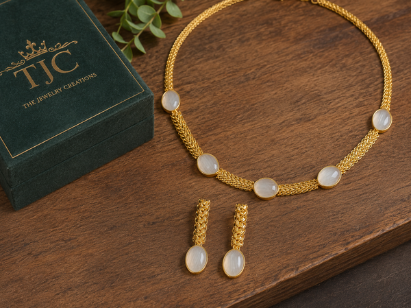 Premium Quality | Monalisa Stone | Chain Choker Set | White Color|