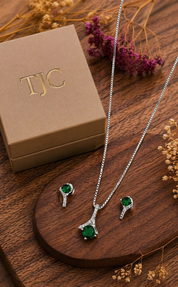 Premium Quality | Monalisa Glass | Silver Plated | Anti - Tarnish Chain Pendant |
