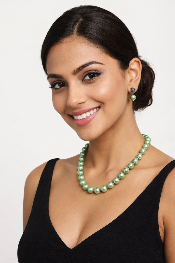 Glass Pearl Pastel Green Color Round Shape Beaded Necklace / MalaWith Brass Metal