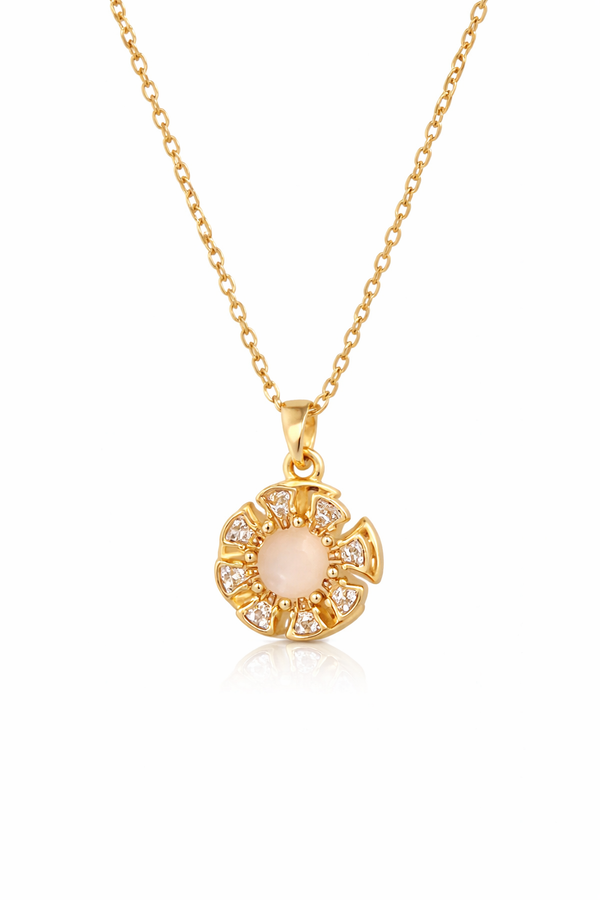 Anti-Tarnish Ivory Pearl Circular Floral Shape Chain Pendant & Premium Quality & Statement Anti - Tarnish Jewelry